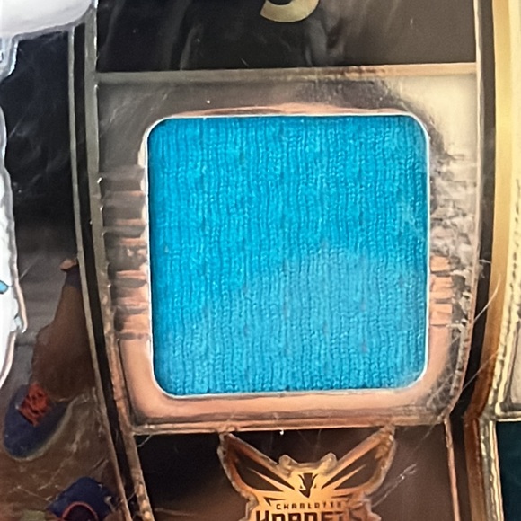 Select LaMelo Ball patch Charlotte hornets - Picture 2 of 3